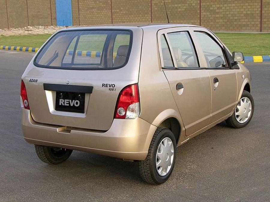  Adam Revo 2005 года  (фото 3 из 4)